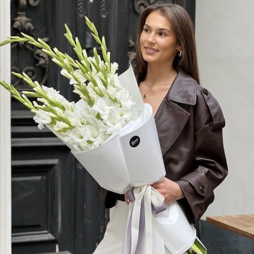 Monobukiet gladioli - BIAŁY RYCERZ