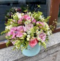 KRAINA CZARÓW Welurowy flower box z żywych kwiatów