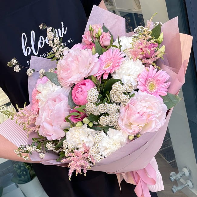 autorski_bukiet_peonia_i_gerbera.jpg
