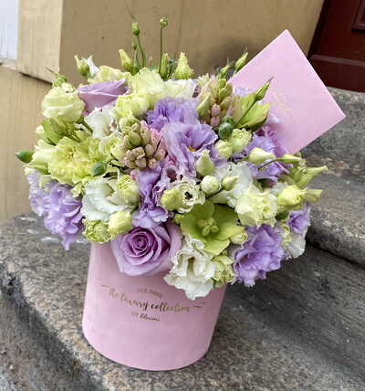 fioletowy flower box